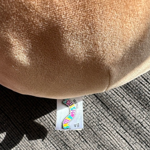 Avery the Duck Squishmallow 8” - Picture 4 of 4